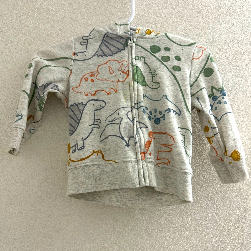 🌺 Carter's Multicolor Dinosaur Print Kids Hoodie! Size 6 months.